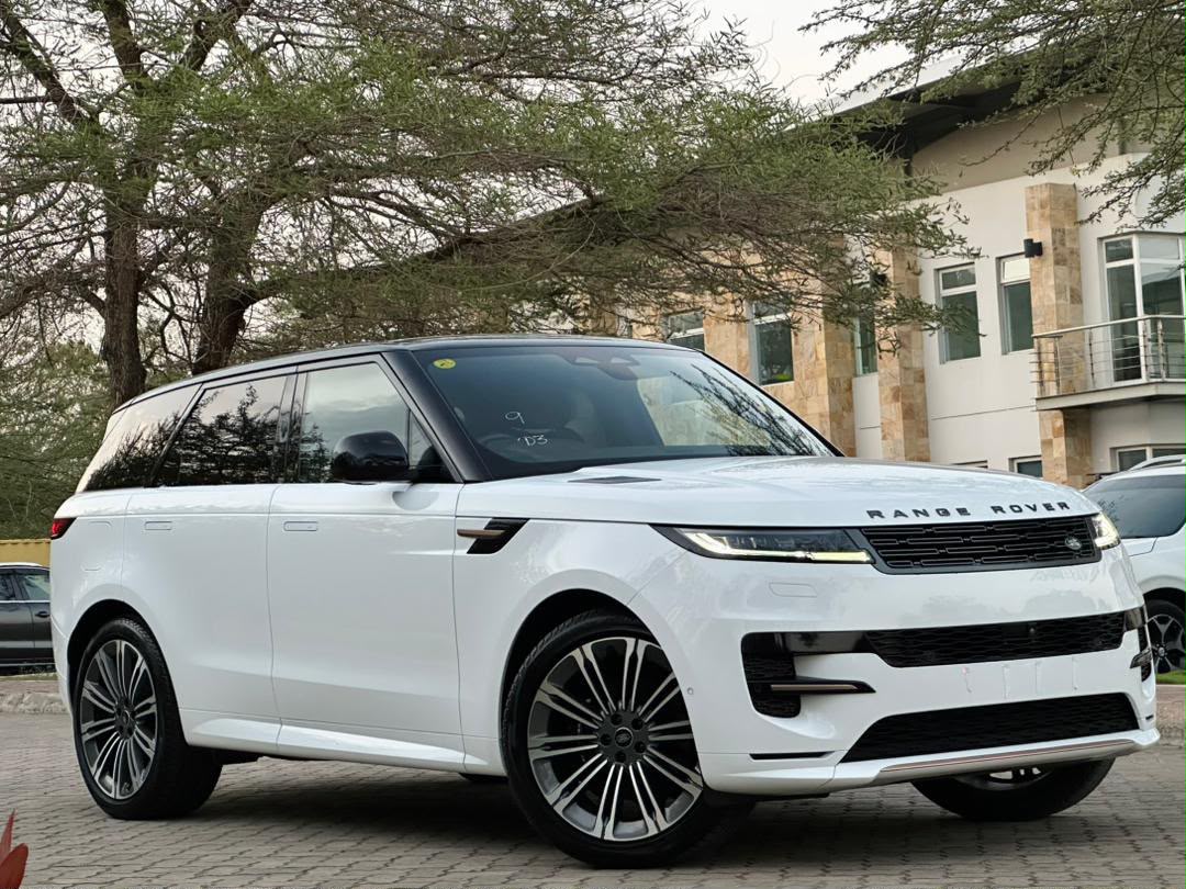RANGE ROVER SPORT  DAYNAMIC  SE MHEV AUTOBIOGRAPHY thumbnail 8